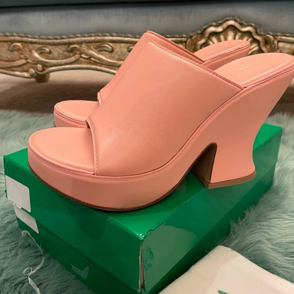 Bottega Veneta leather wedge sandal - Picture 3 of 8